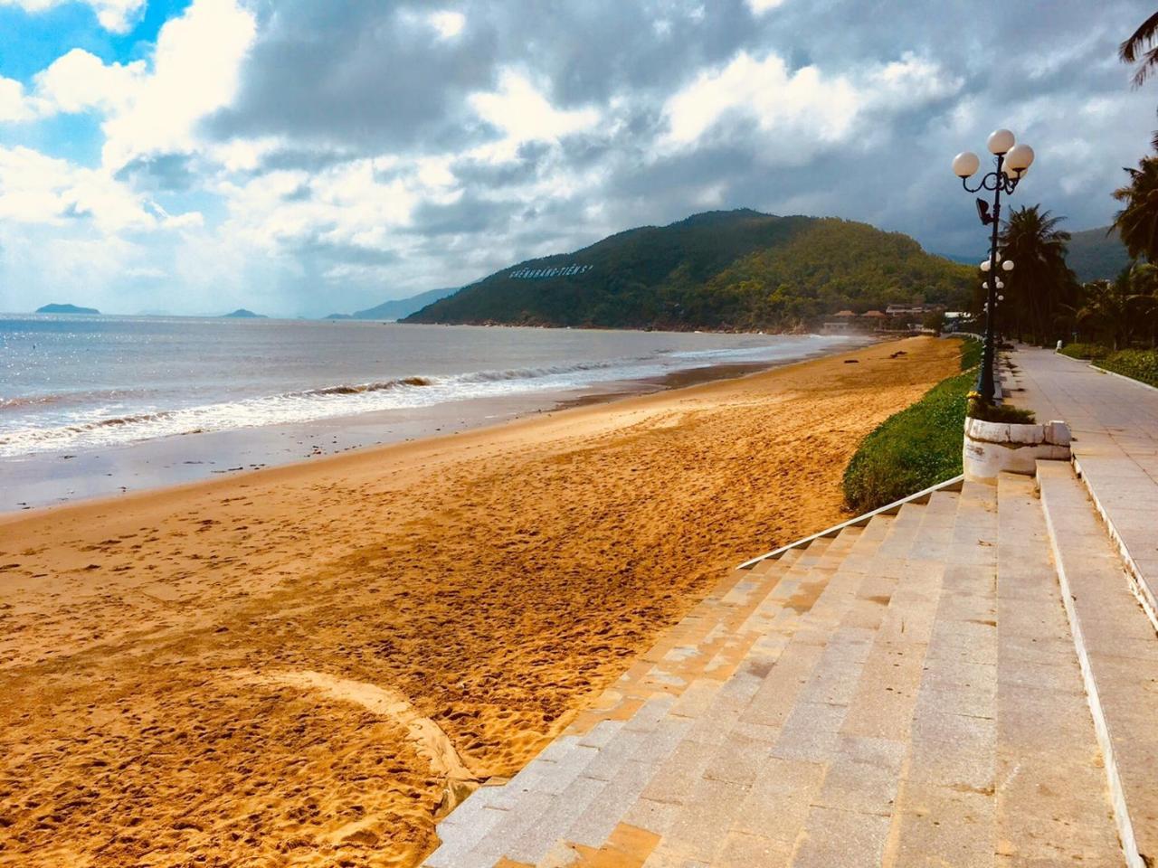 Come To Me H Quy Nhon Exteriör bild